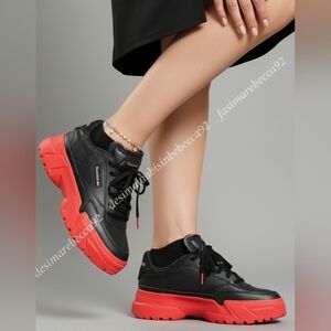 Reebok x Cardi B Classic Leather V2 Sneakers Black Red - Size 8 Like New